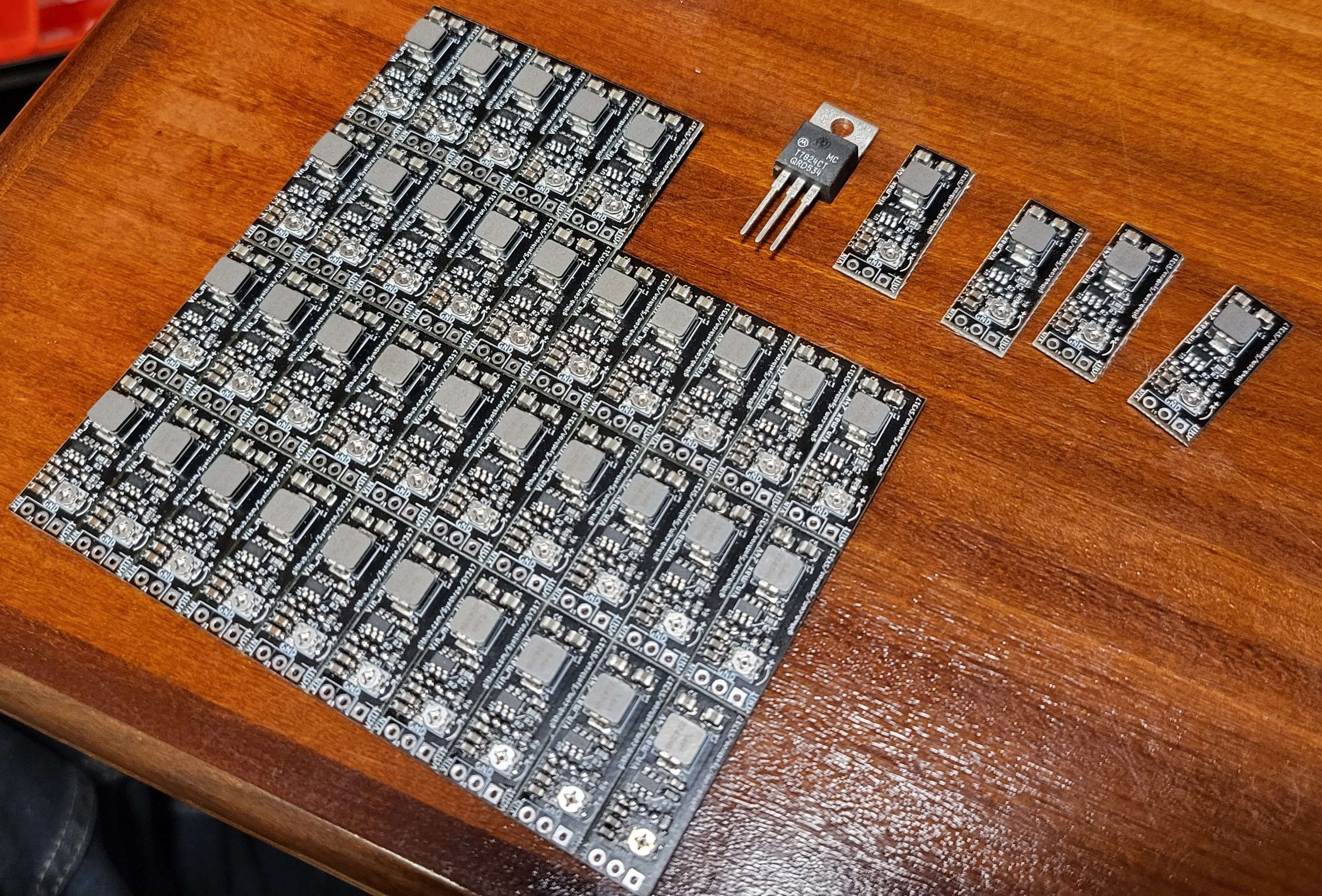 Module neben 7812 IC